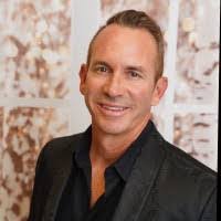 Erin Labar's Instagram, Twitter & Facebook