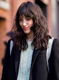 Sorry that i exist haha products socials instagram: Fringe And Wavy Hair In 2020 Hair Styles Long Wavy Hair Thick Hair Styles