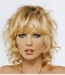 Hairstyles For Thin Fine Curly Hair 15 Flattering Short Hairstyles For Fine Hair With Fine Curly Hair Short Hair With Layers Formal Hairstyles For Short Hair