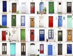 Nah, untuk kamu yang sedang bingung menentukan motif pintu dibawah ini ada beberapa contoh model yang sangat cantik untuk hunian mu. 54 Terpopuler Warna Cat Pintu Trend 2019 Warna Pintu