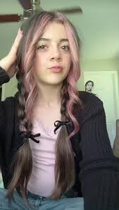 Hyunjin Stray Kids: Pink Hair Dye and Edits