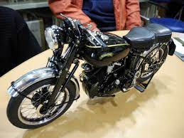 bike おしゃれまとめの人気アイデア pinterest teunis knoppert メタルアート バイク