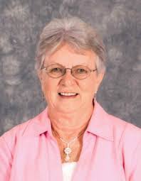 Rosalee Warren's Instagram, Twitter & Facebook