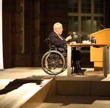 Eines seiner besten zitate für mich war dieses hinweg setzte und rauchte wo , wann er auch immer wollte. Lokis Tod Die Doppelte Tragodie Des Helmut Schmidt Welt