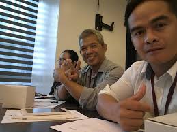 Luckin Coffe based in Genting Highland luckin coffee Hextar We're Hiring  Join Luckin Family Today! Open job Position -Barista -Assistant Store  Manager -Store Manager Join Us JcinUsNow Now 도 Why Join Us? •