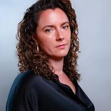 Love Letters to the Dead: Library Edition : Dellaira, Ava, Whelan, Julia:  Amazon.de: Bücher