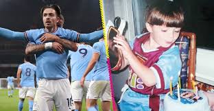 Jack Grealish, fan del Aston Villa y que sufrió el fallecimiento de su  hermano