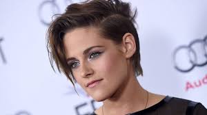 Beautiful and cute lesbian hairstyles for very short hair. 35 Androgynous Gay And Lesbian Haircuts With Modern Edge