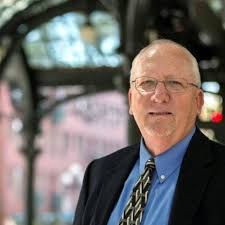 Brian Beaumont's Instagram, Twitter & Facebook