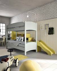 Questo letto a castello è l'ideale per fare spazio nella camera dei tuoi bambini. Letti A Castello Catalogo Completo