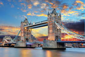 2 minutes from tower bridge. Tower Bridge Experience Musement
