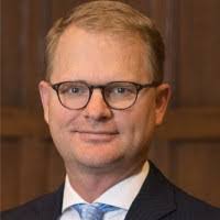 Robert Ziegenfuss's Instagram, Twitter & Facebook