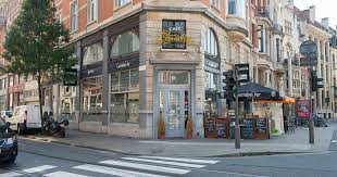 Ik houd minstens 1,5 meter afstand van anderen Cafe Lambik Failliet Curator Zoekt Overnemer Antwerpen Hln Be