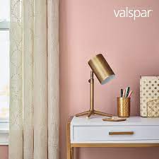 Keep Accessories Neutral And Light Pair With White And Accompanying Peach Shades To Let The Wall Take Ce Pink Bedroom Decor Pink Accent Walls Light Pink Walls