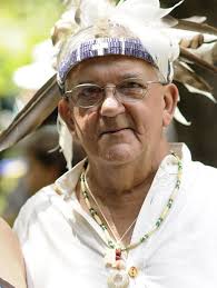 Nipmuc chief passes the pipe of leadership