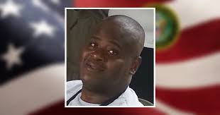 Lee Beamon's Instagram, Twitter & Facebook