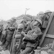 Love and loss of WW1 revealed in a heart-shaped box