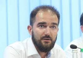 Персона юрченко евгений валерьевич, биография, карьера, назначение на пост президента вфла, уход с поста президента вфла, 2021 вхождение в число совладельцев ростовского. Fs05au1xoq8xhm