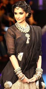 The best hairstyles and hair ideas for short hair, including ways to style short hair, different short haircuts, and products for short hair. Hairstyles For Saree 20 Cute Hairstyles To Wear With Saree