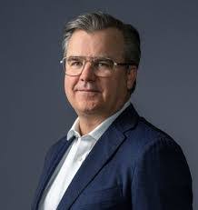 Spencer Bunting's Instagram, Twitter & Facebook