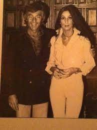 Cher With Melvyn Haber Owner Of The Ingleside Inn In Palm Springs California Palmsprings Black And White Face Palm Springs Palm Springs California