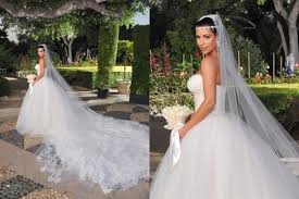 Monique lhuillier wedding dress 6: Three Times A Bride Kim Kardashian S Weddings Compared
