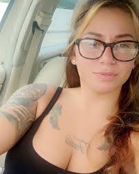 Helena Schaeffer's Instagram, Twitter & Facebook