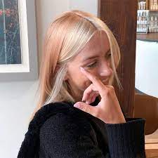 So treat them with care and respect! How To Bleach The Front Of Hair From Home Like Kylie Jenner Glamour Uk