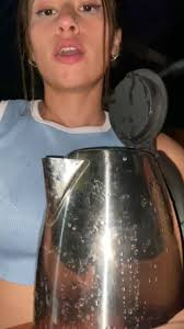 Cómo hacer fideos hervidos en una pava eléctrica