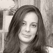 Sheena Bennett's Instagram, Twitter & Facebook