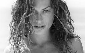 Carré was 17 when she was scouted and then sent from new york to paris to live with former president of elite europe, gérald marie. Carre Otis Fashion Model Models Photos Editorials Latest News The Fmd