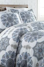 It would not trigger any allergies, so it is completely safe for the use of people who are allergic to this california king comforter provides complete luxury. Southshore Fine Linens King California King Luxury Collection Comforter Set Blue Nordstrom Rack