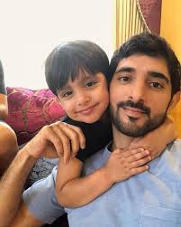 الشيخ حمدان بن راشد آل مكتوم يستقبل بقصره فريق آرسنال ويتحدث لـ #صدى_الملاعب. Ø³Ù…Ùˆ Ø§Ù„Ø´ÙŠØ® Ø­Ù…Ø¯Ø§Ù† Ø¨Ù† Ù…Ø­Ù…Ø¯ Ø¨Ù† Ø±Ø§Ø´Ø¯ Ø¢Ù„ Ù…ÙƒØªÙˆÙ… ÙˆÙ„ÙŠ Ø¹Ù‡Ø¯ Ø¯Ø¨ÙŠ Ù…Ø¹ Ø§Ø¨Ù† Ø´Ù‚ÙŠÙ‚ØªÙ‡ Ø§Ù„Ø´ÙŠØ® Ø±Ø§Ø´Ø¯ Ø¨Ù† Ù…Ø­Ù…Ø¯ Ø¨Ù† Ø­Ù…Ø¯ Ø§Ù„Ø´Ø±Ù‚ÙŠ Ø±Ø¨ÙŠ ÙŠØ­ÙØ¸Ù‡Ù… Crown Prince Of Du Reiseziele Bilder Prinz