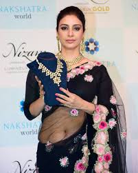 Vedika navel show photos in orange saree. 10 Hot Photos Of Tabu Bollywood Actress Who Is Aging Beautifully Spideyposts Top 10 Of Hollywood And Bollywood Actresses Movies Songs Videos Fashion