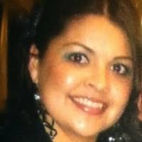 Rosalyn Ruiz's Instagram, Twitter & Facebook