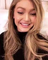 Twitter Gigi Hadid Makeup Gigi Style Dakota Johnson Hair