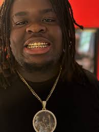 tr1ch._ with the fresh wet set 💦 🔥💯 Come get slugged. Make your  appointment today! #goldteeth #goldgrillz #goldjewelry #customjewelry #fyp  #explore #foryourpage #explorepage