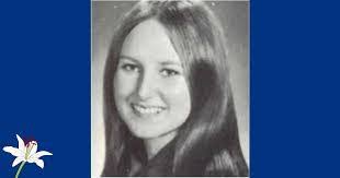 Pamela Clapper's Instagram, Twitter & Facebook