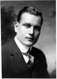 1920 S Slicked Back Hair Google Search 1920s Mens Fashion 1920s Mens Hair 1920s Men