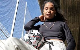 Adidas reveals champions league knockout stage match ball. Champions League Buy The New Knockout Stages Ball Now Fourfourtwo