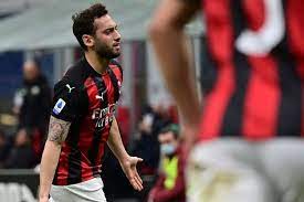 The player still has his medical examination with inter to complete, but will sign for the club upon its completion. Ac Milan Kehilangan 2 Bintang Donnarumma Ke Psg Calhanoglu Ke Inter Halaman All Kompas Com