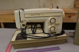 The kenmore® revolving brush cleaner vacuum makes itu001as first appearance in american homes. Vintage Kenmore Sears Sewing Machine