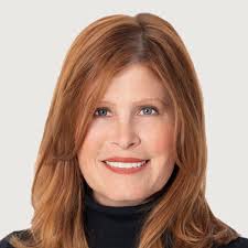 Lisa Mcarthur's Instagram, Twitter & Facebook