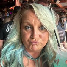 Kim McGraw (@kimmcgraw740)