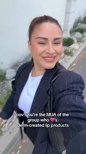 Denise Madrigal's Instagram, Twitter & Facebook