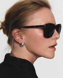 Knows Makers and Employees (2025)