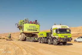 Tatra 8x8 Trekker Lading Liebherr 9350 Trekker