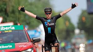 Es una de las tres grandes vueltas y pertenece al calendario uci worldtour. Michael Storer Gana Su Segunda Etapa En Esta Vuelta Espana Y Eiking Es El Nuevo Lider