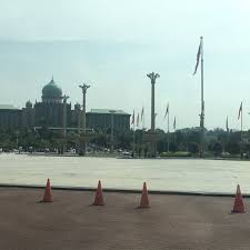 The official facebook fanpage of pmd. Photos At Dataran Perhimpunan Jabatan Perdana Menteri Putrajaya