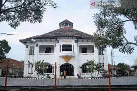 Bekasi, di revitalisasi menjadi museum bekasi. Mengenal Sejarah Bekasi Dari Gedung Juang 45 Antara News Megapolitan